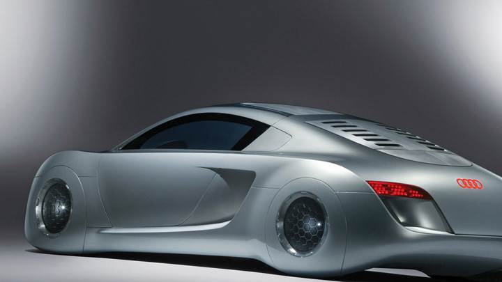 Side Back Pose of 2004 Audi RSQ Sport Coupe Concept In Silver